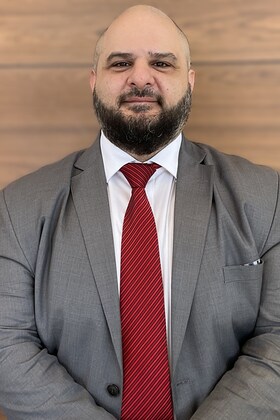 Staff member Alex Ozgopoyan from ID_c6a315