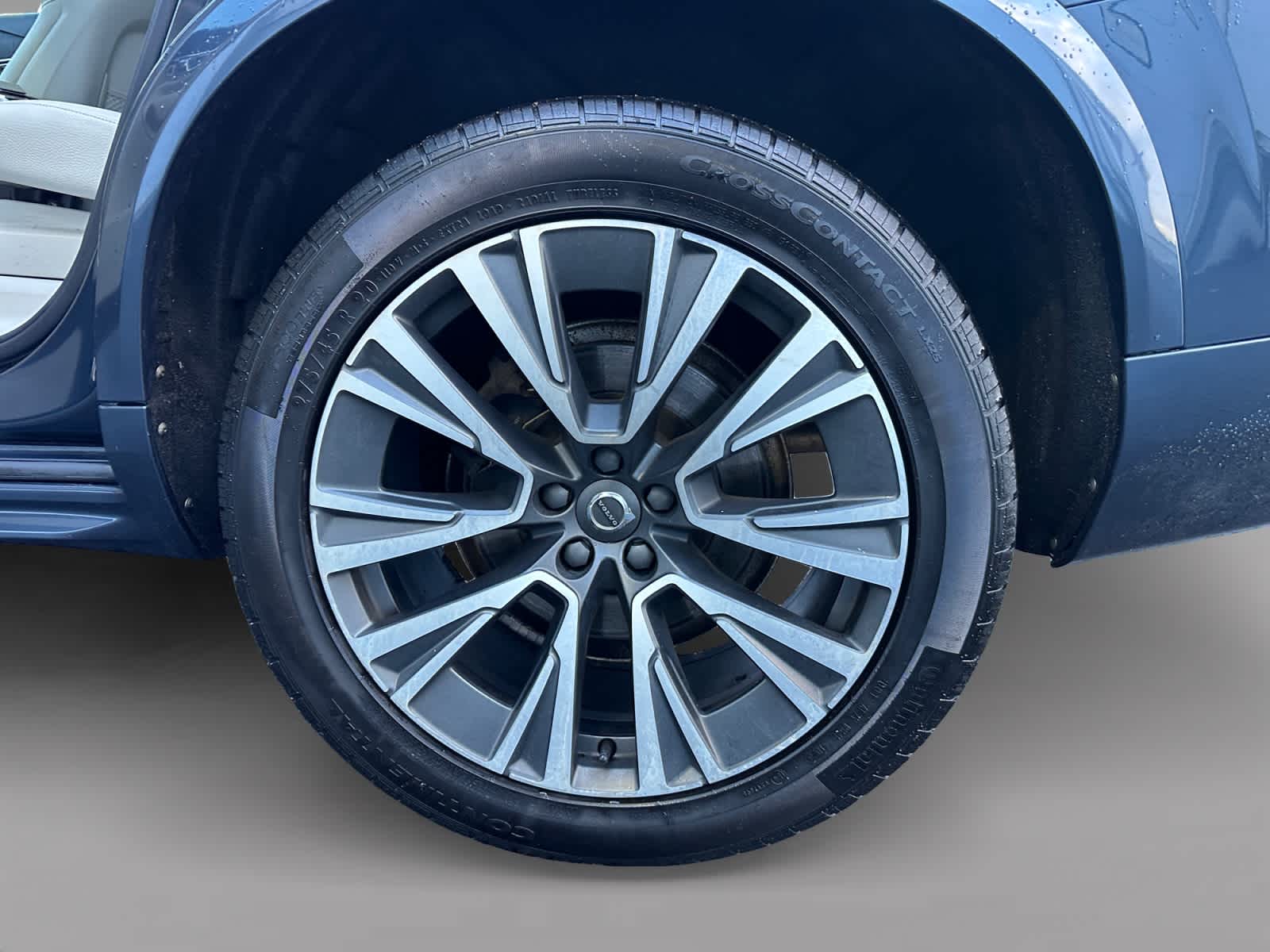 used 2020 Volvo XC90 car, priced at $22,000