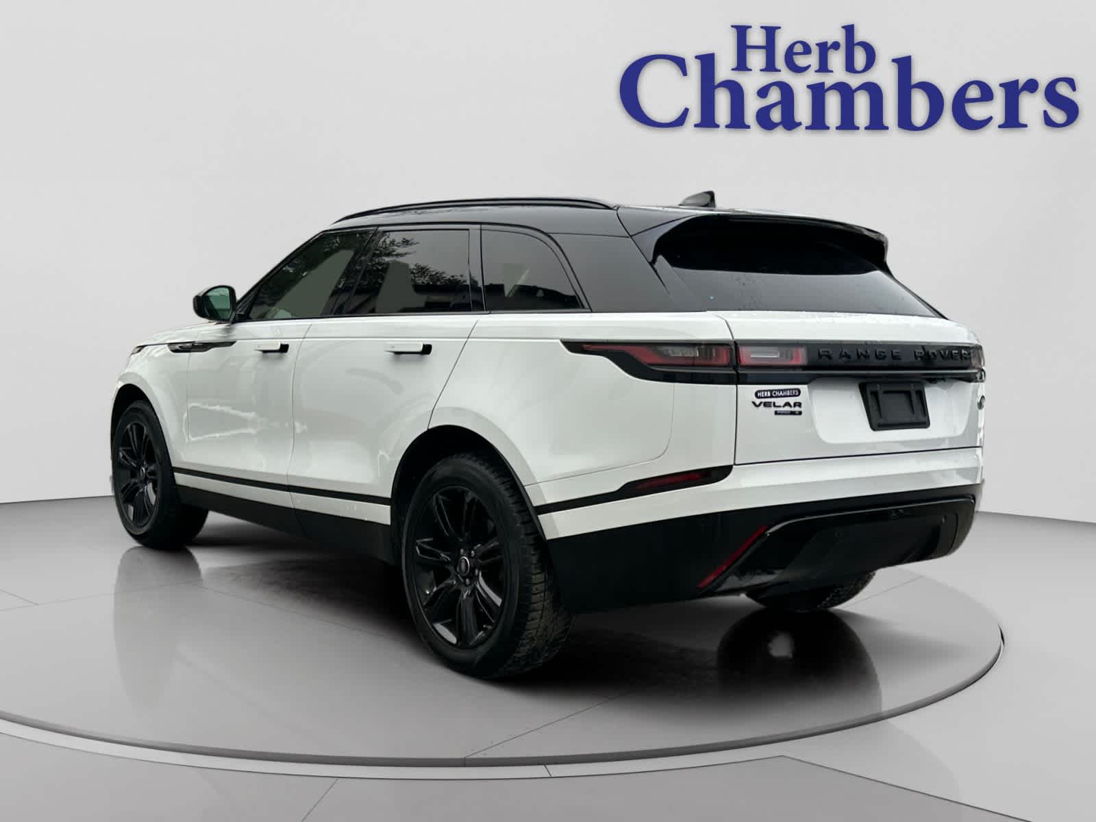 used 2020 Land Rover Range Rover Velar car, priced at $24,000
