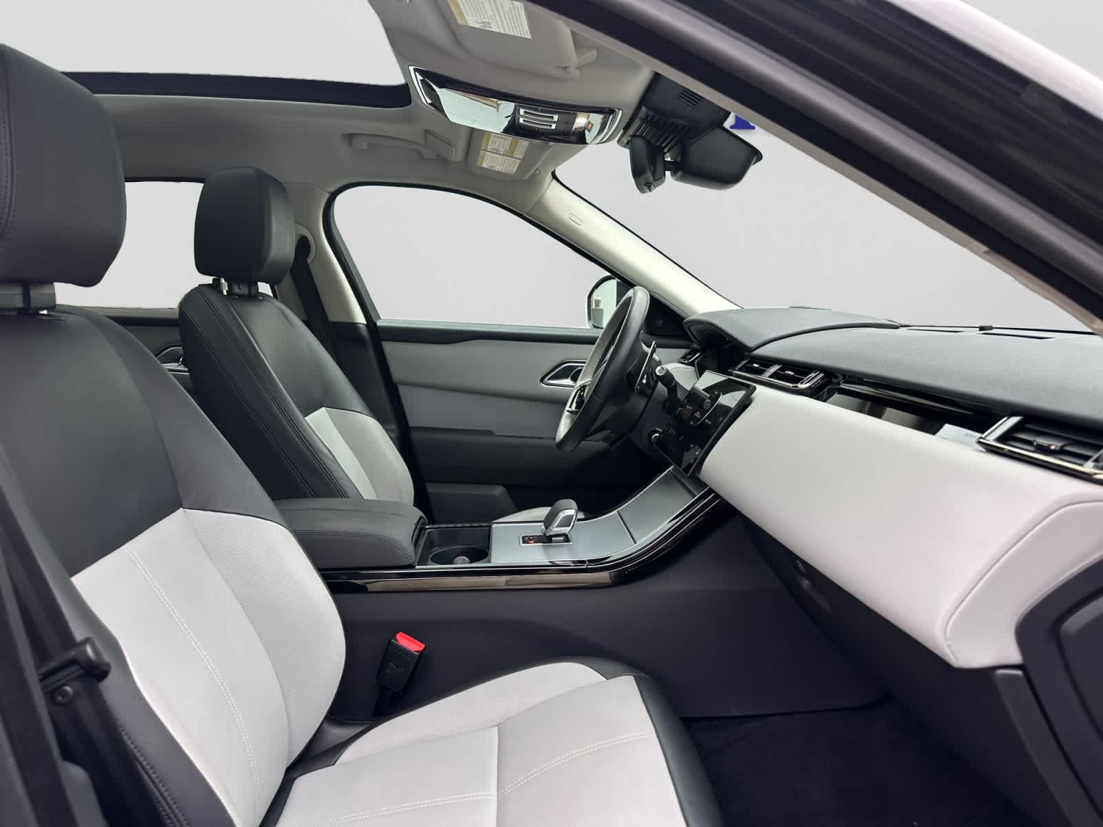 used 2025 Land Rover Range Rover Velar car, priced at $48,500