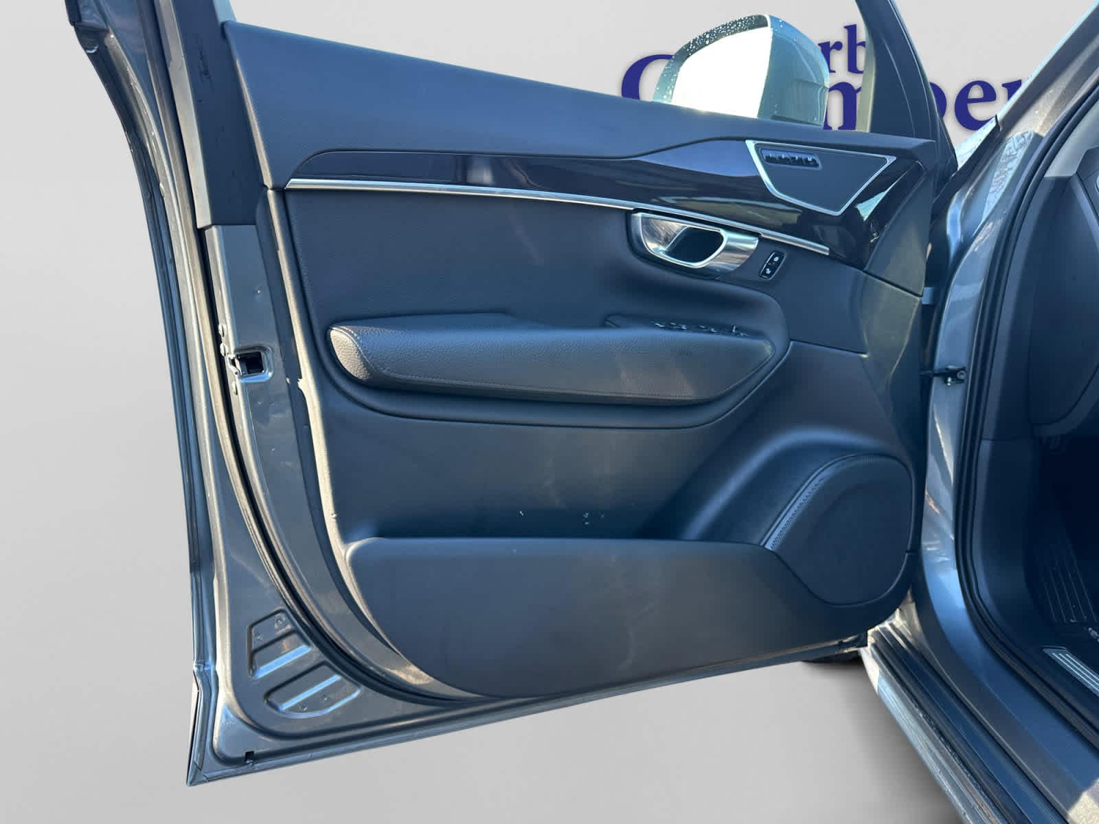 used 2019 Volvo XC90 car, priced at $19,500