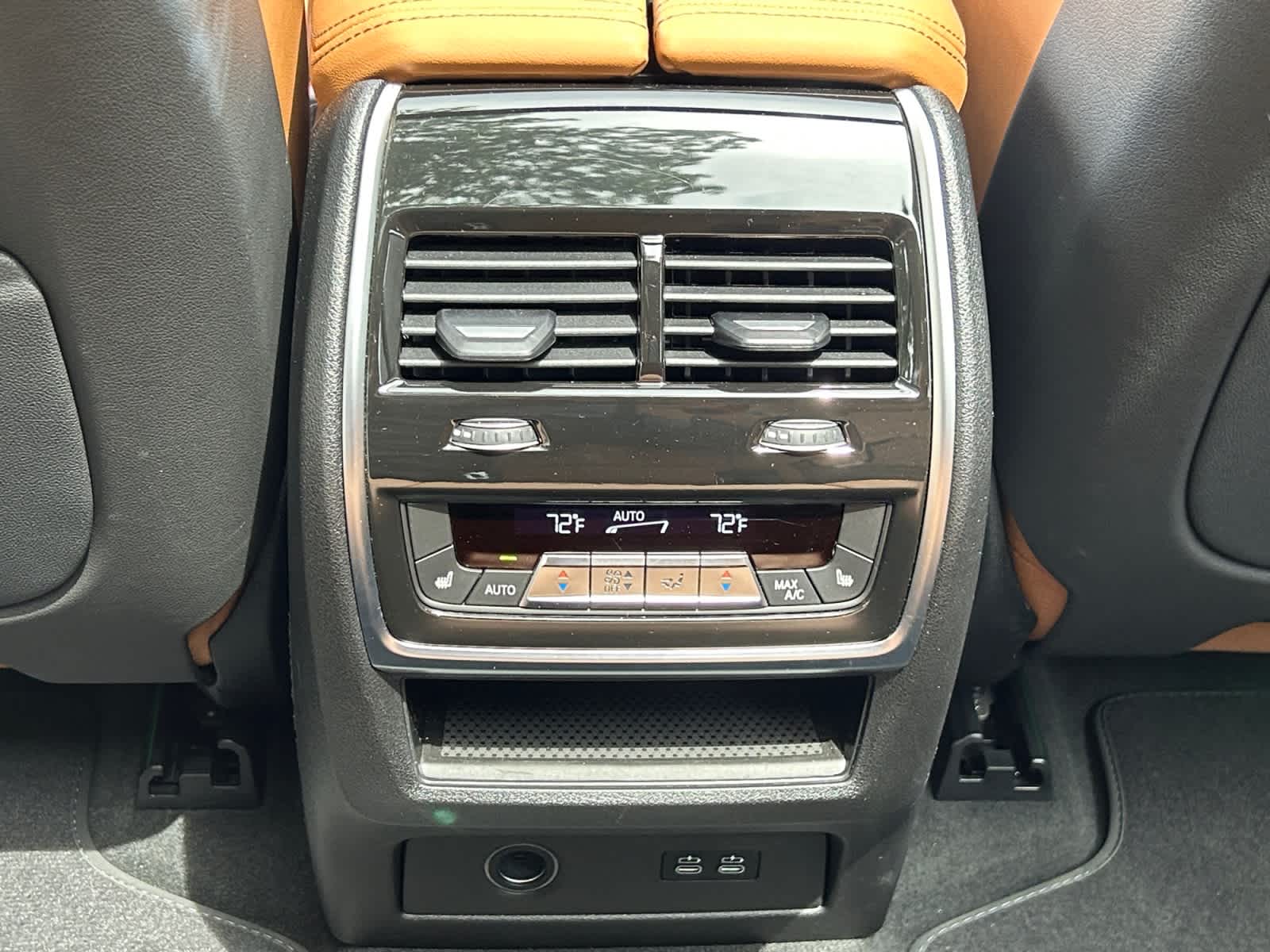 2025 BMW X7 40i - Photo 13