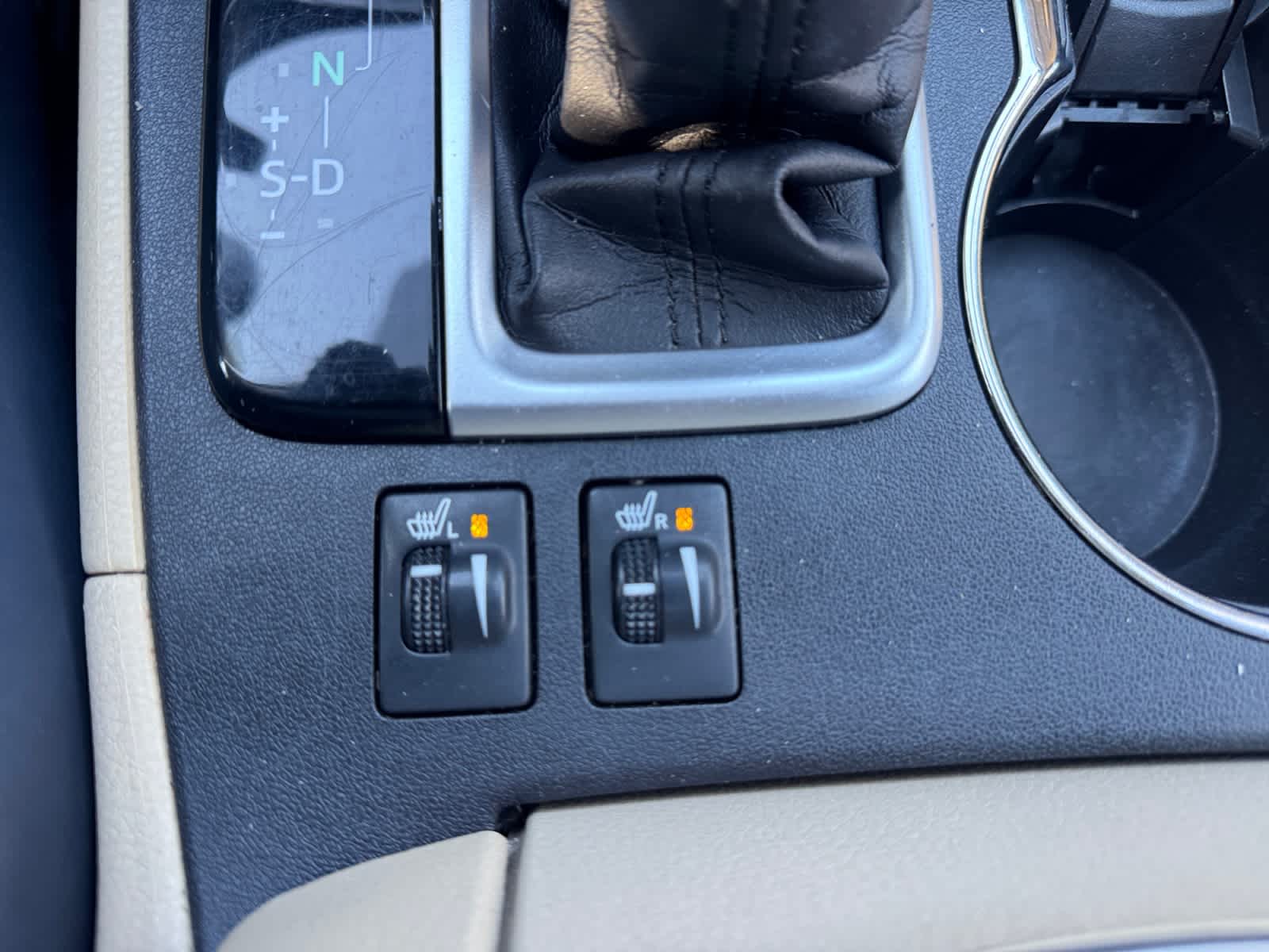 used 2017 Toyota Highlander car, priced at $22,500