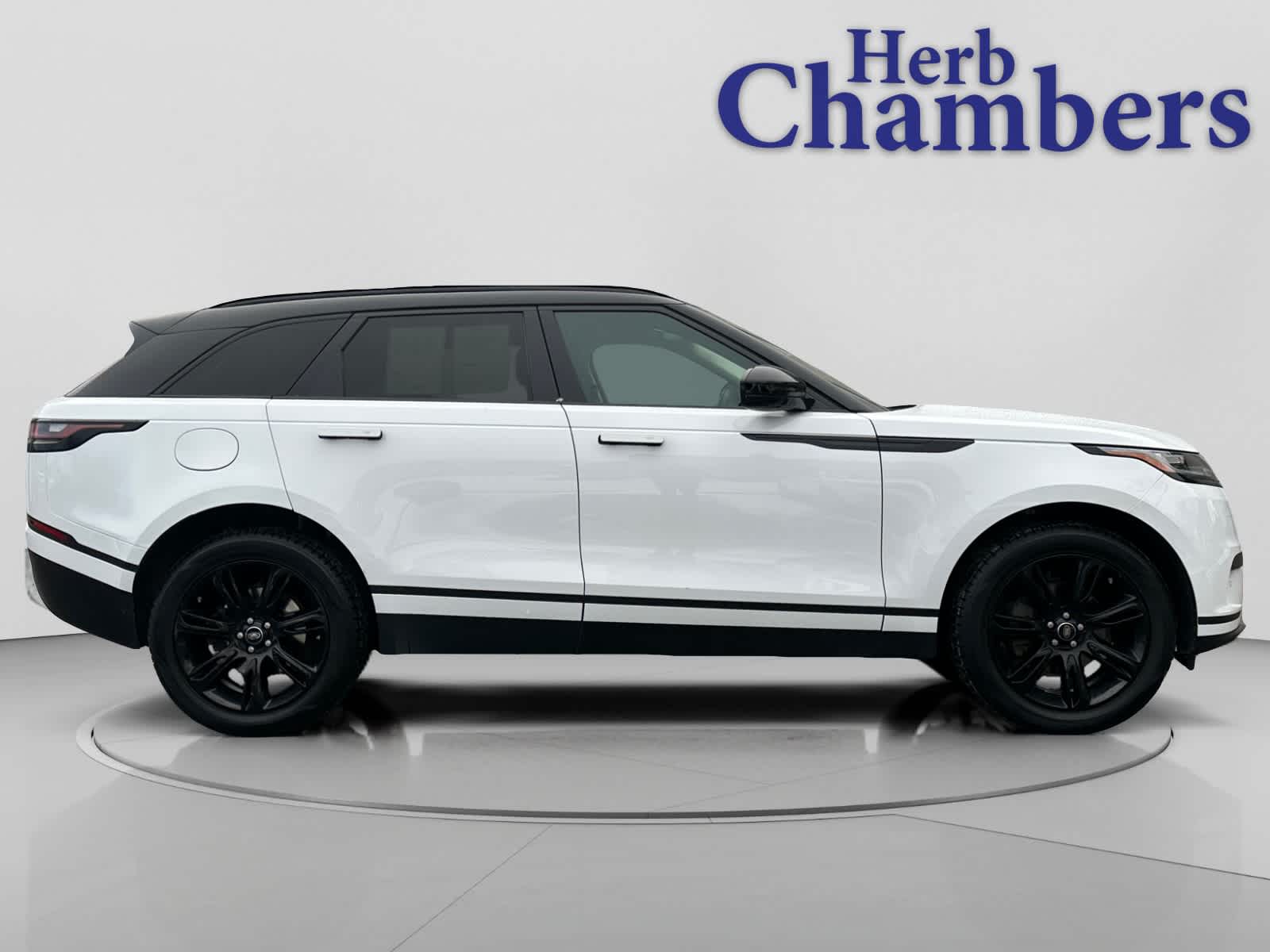 used 2020 Land Rover Range Rover Velar car, priced at $24,000