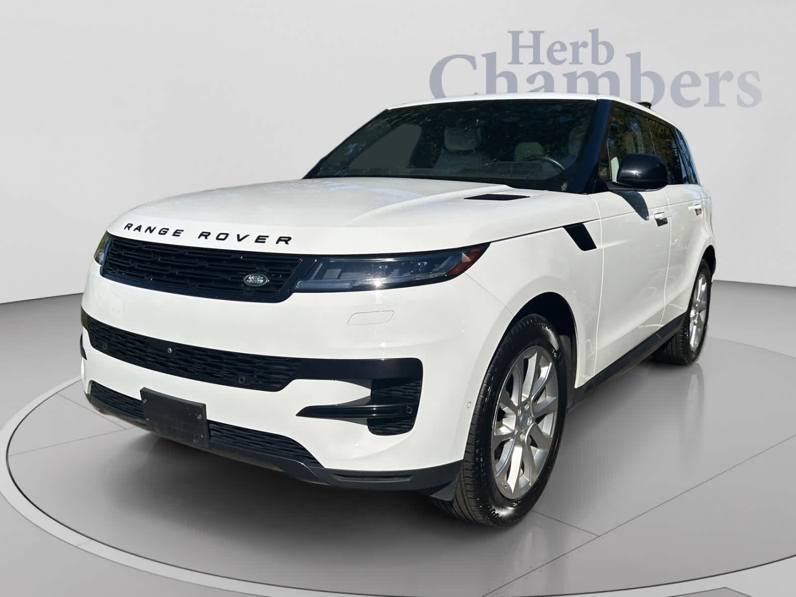 Used 2025 Land Rover Range Rover Sport SE SUV