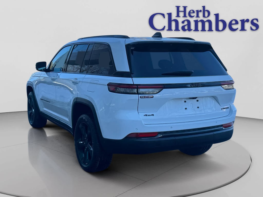 Used 2024 Jeep Grand Cherokee Limited SUV