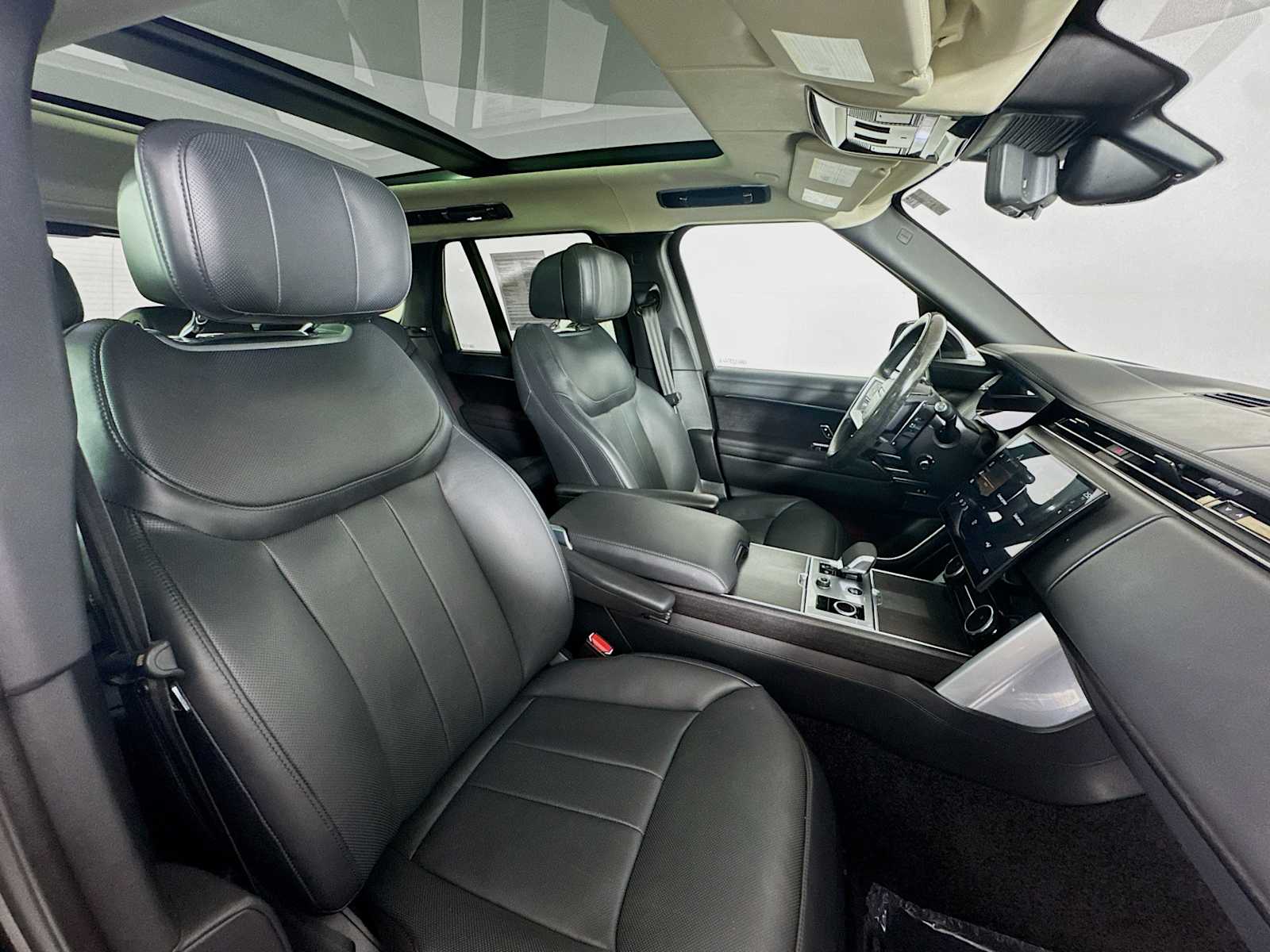 used 2023 Land Rover Range Rover car, priced at $92,000