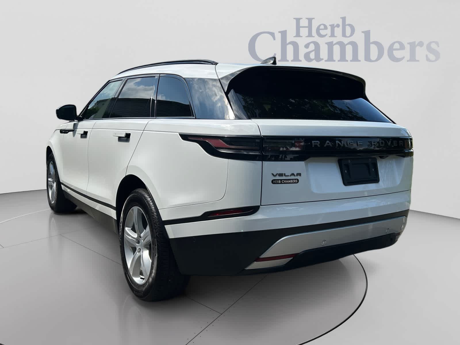 2025 Land Rover Range Rover Velar S - Photo 4