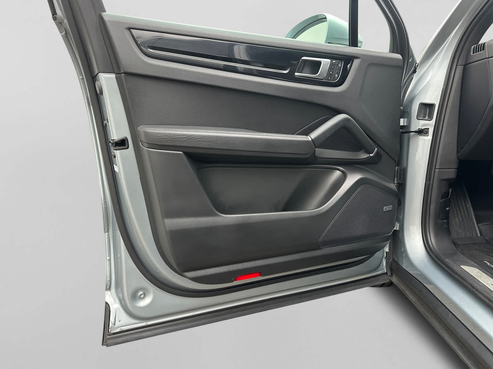 used 2022 Porsche Cayenne car, priced at $53,000