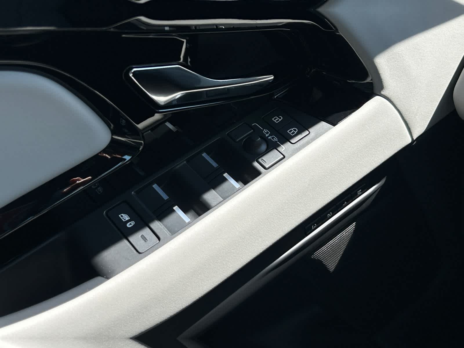 2026 Land Rover Range Rover Evoque S - Photo 15
