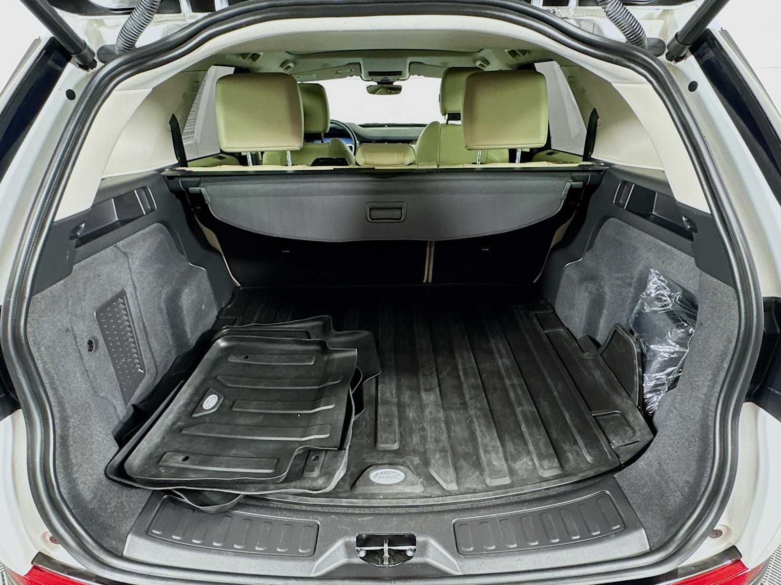 used 2025 Land Rover Discovery Sport car, priced at $40,000