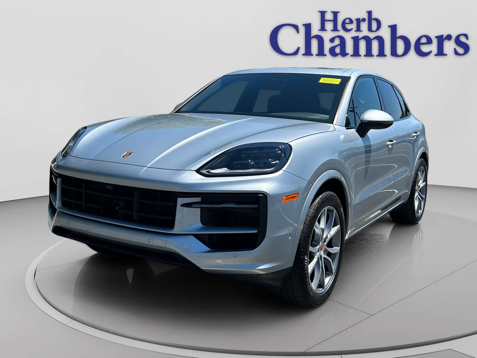 2025 Porsche Cayenne -'s photo