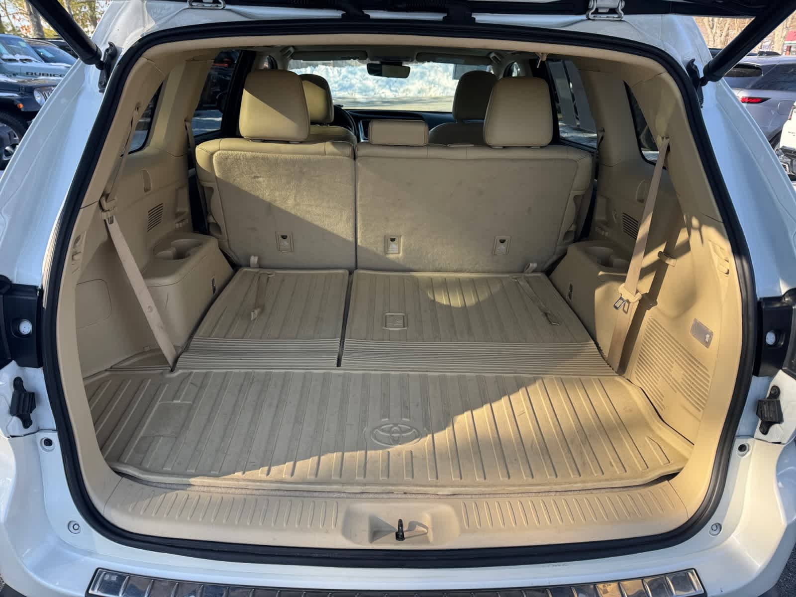 used 2017 Toyota Highlander car, priced at $22,500