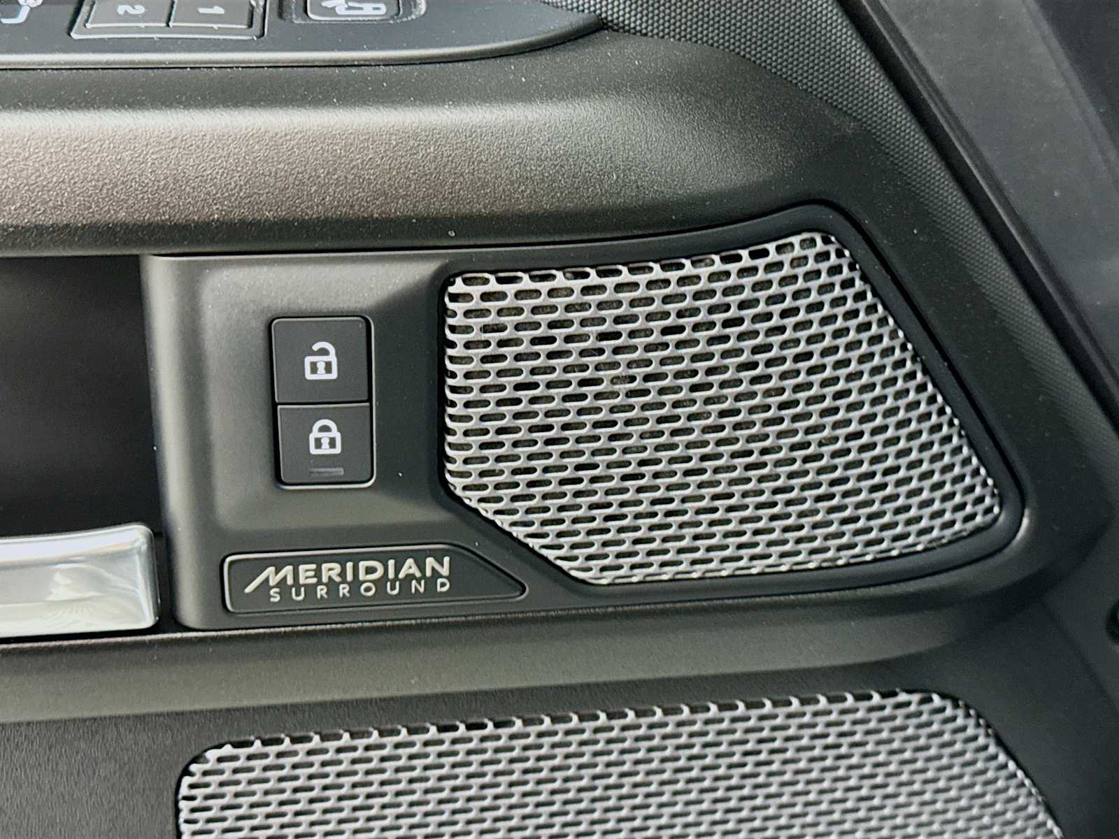 2023 Land Rover Defender V8 - Photo 31