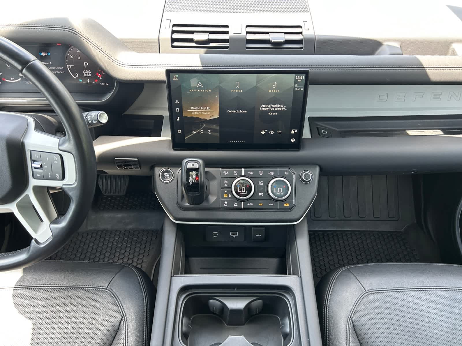 2024 Land Rover Defender S - Photo 16