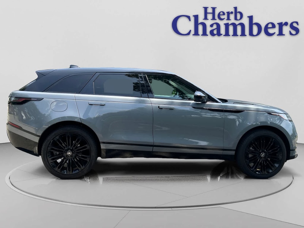 Used 2026 Land Rover Range Rover Velar Dynamic SE SUV