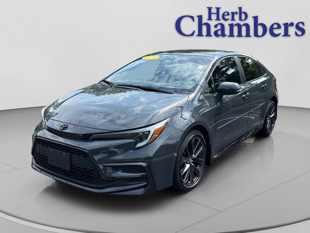 Used 2025 Toyota Corolla XSE Sedan