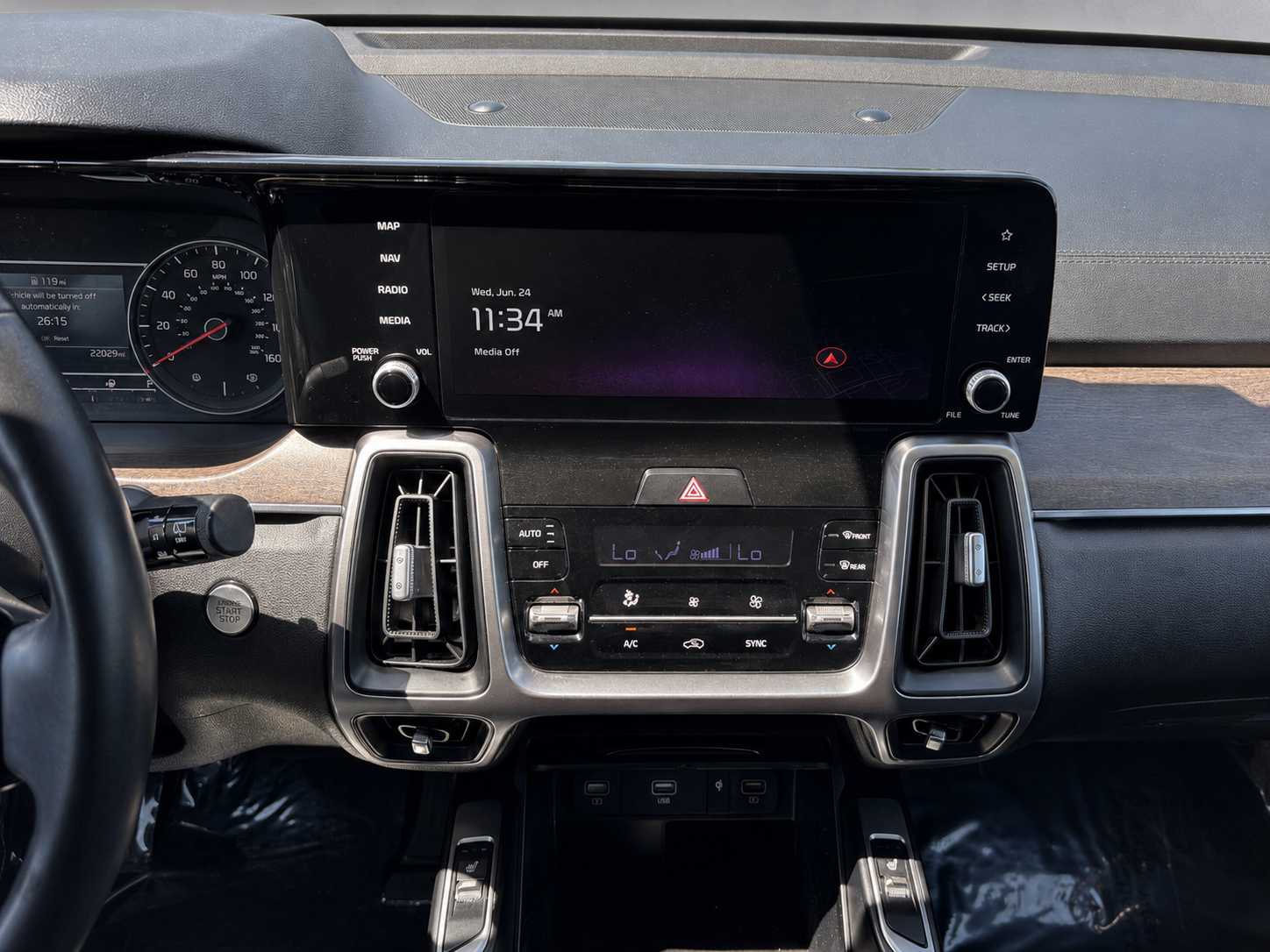 used 2023 Kia Sorento car, priced at $31,999
