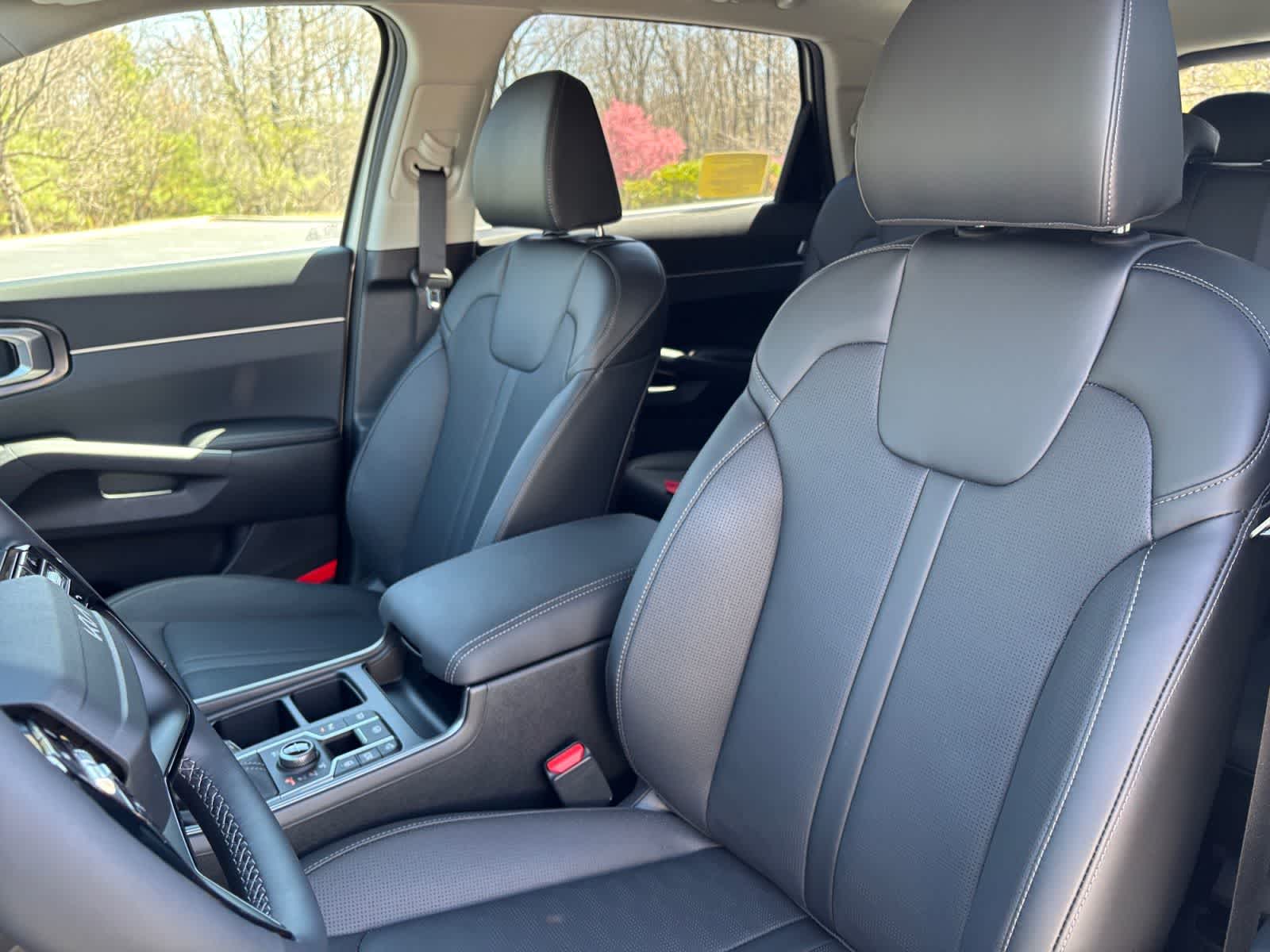 new 2026 Kia Sorento car, priced at $40,260