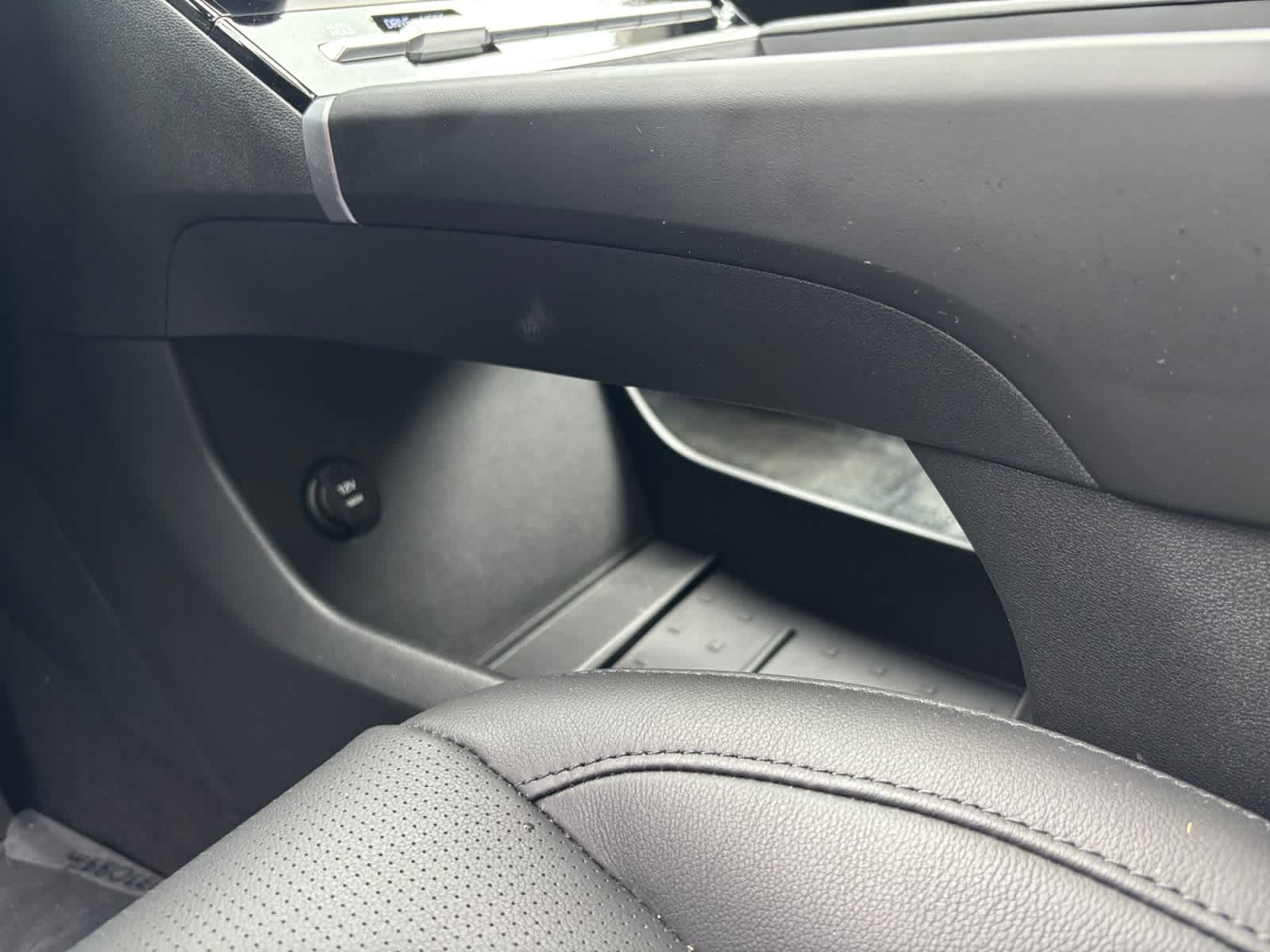 used 2025 Hyundai Santa Fe car, priced at $37,497