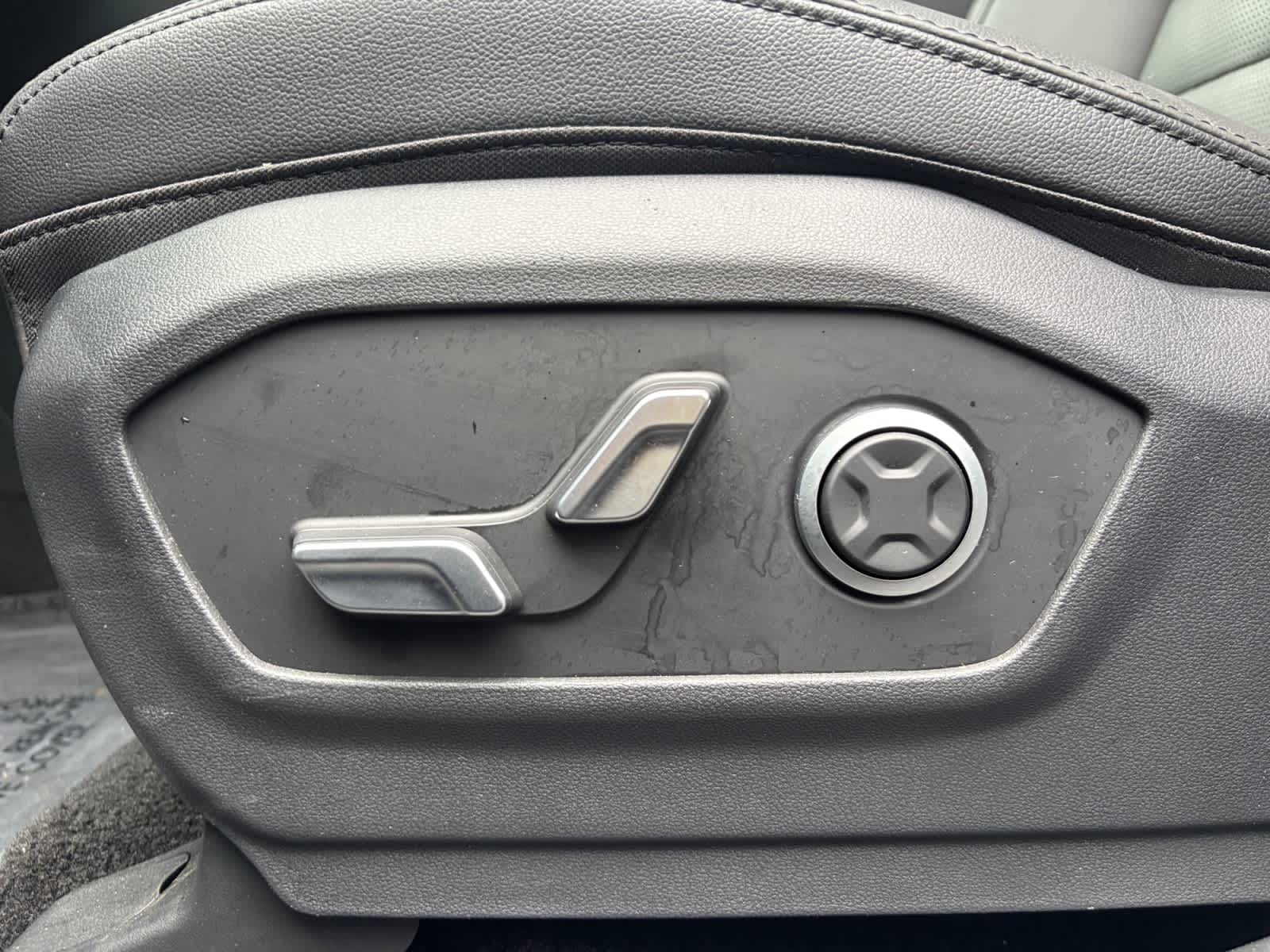used 2025 Hyundai Santa Fe car, priced at $37,497