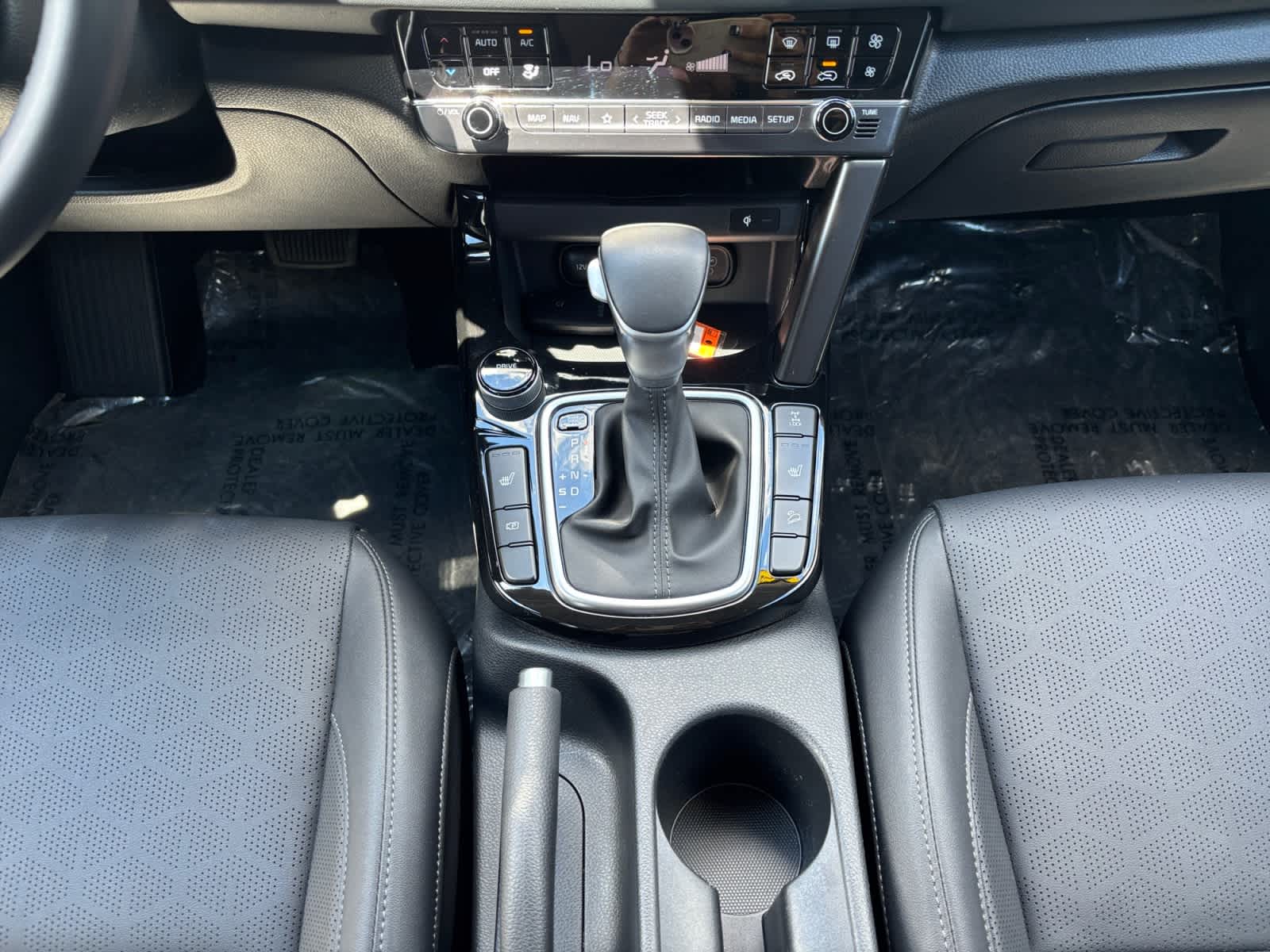 used 2024 Kia Seltos car, priced at $25,999