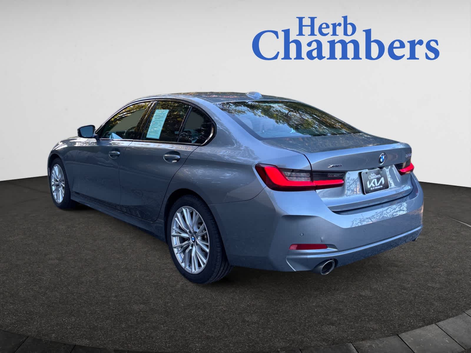 2023 Bmw 330i xDrive photo 3