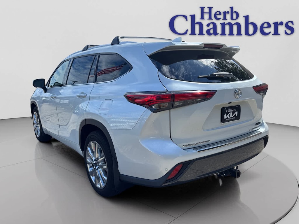 Used 2022 Toyota Highlander Limited SUV