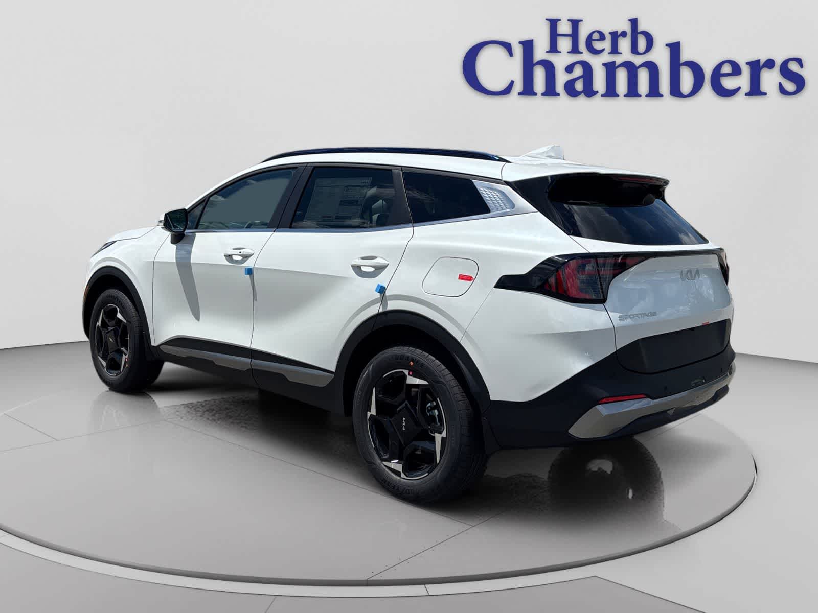 new 2026 Kia Sportage Hybrid car, priced at $37,155