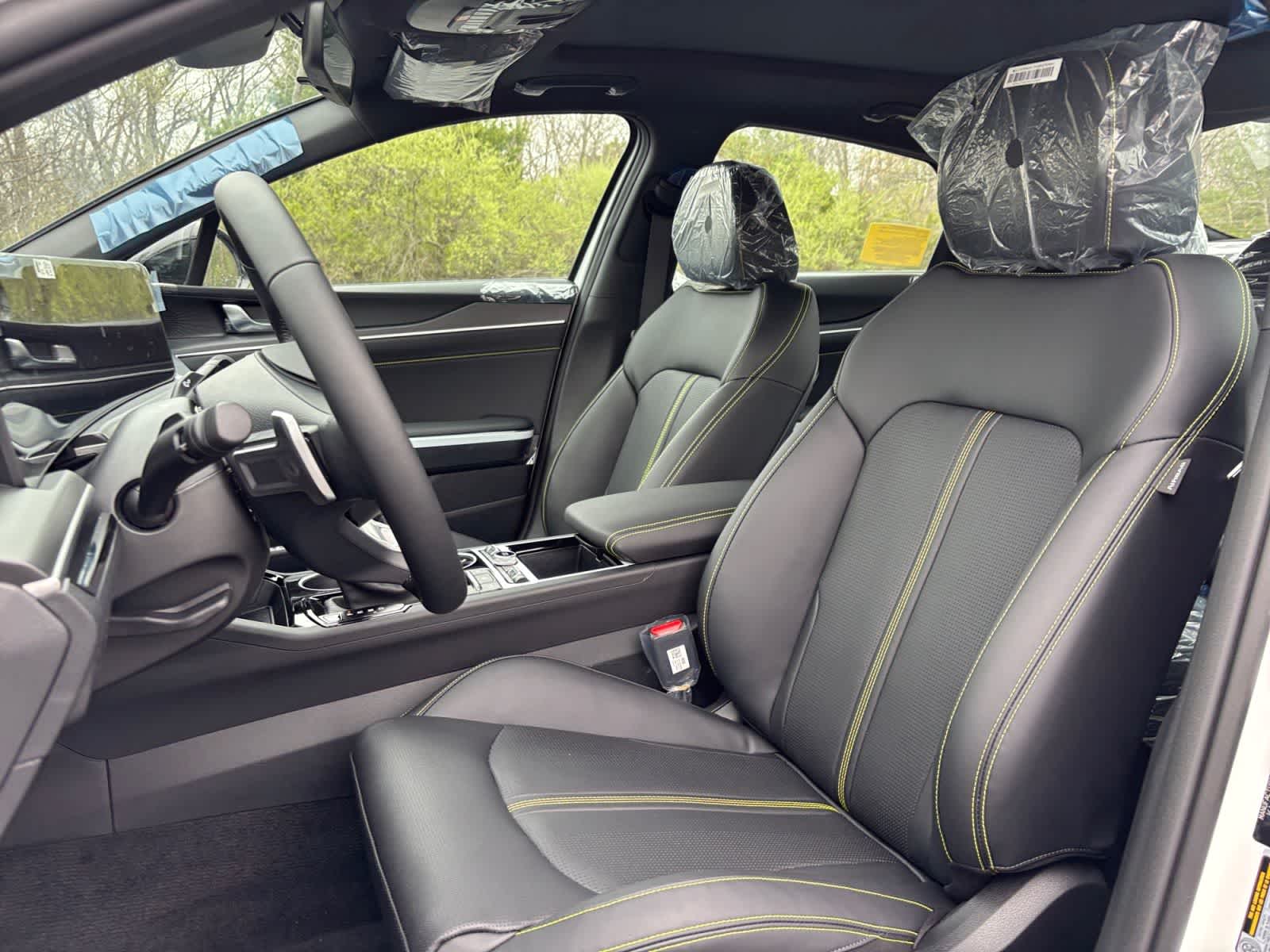 new 2026 Kia K5 car, priced at $39,920