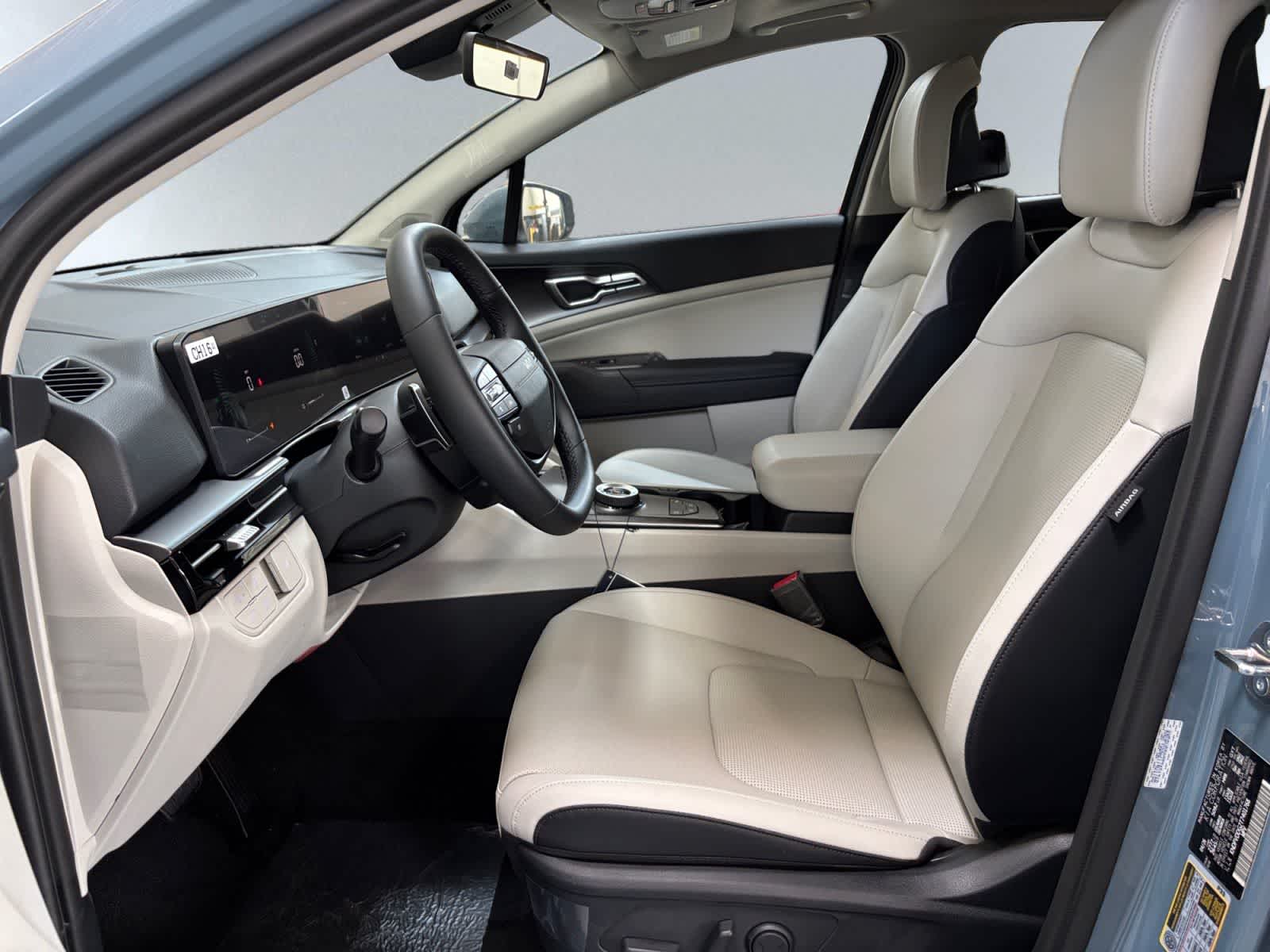 new 2026 Kia Sportage Hybrid car, priced at $36,660
