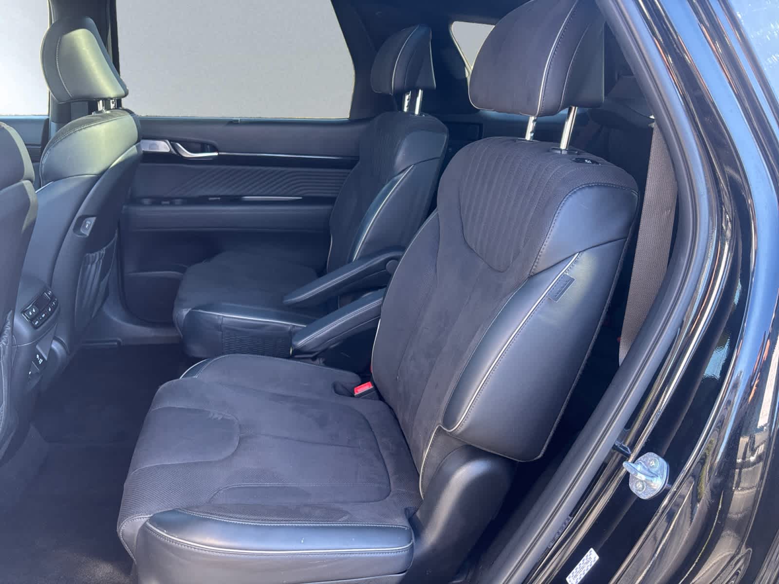 used 2024 Hyundai Palisade car, priced at $37,991