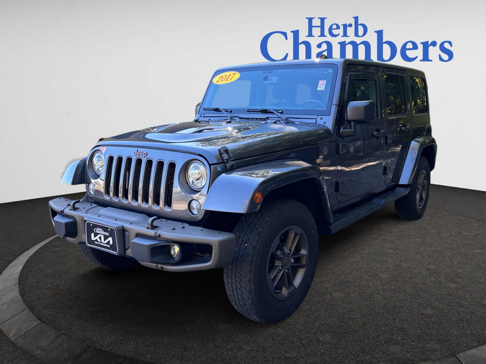 2017 Jeep Wrangler Unlimited Sahara photo 4