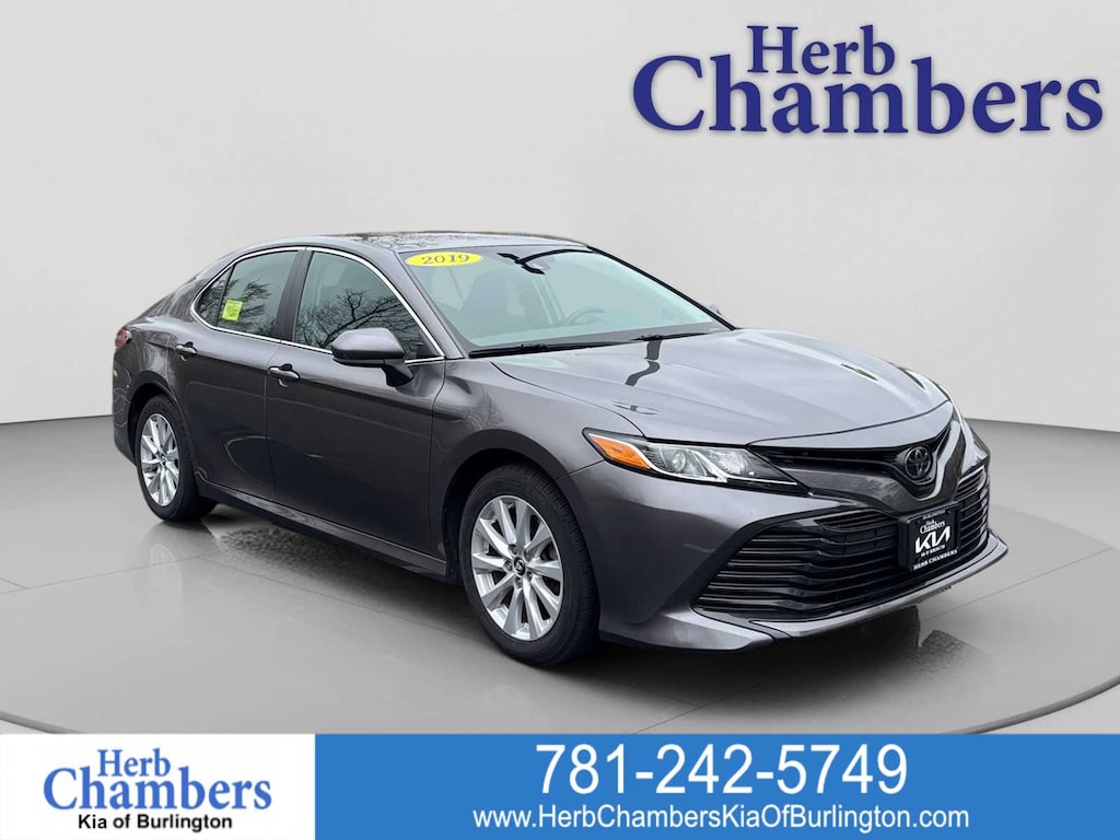 Used 2019 Toyota Camry LE Sedan