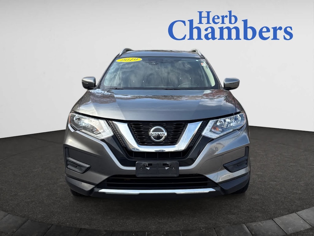 Used 2019 Nissan Rogue SV SUV