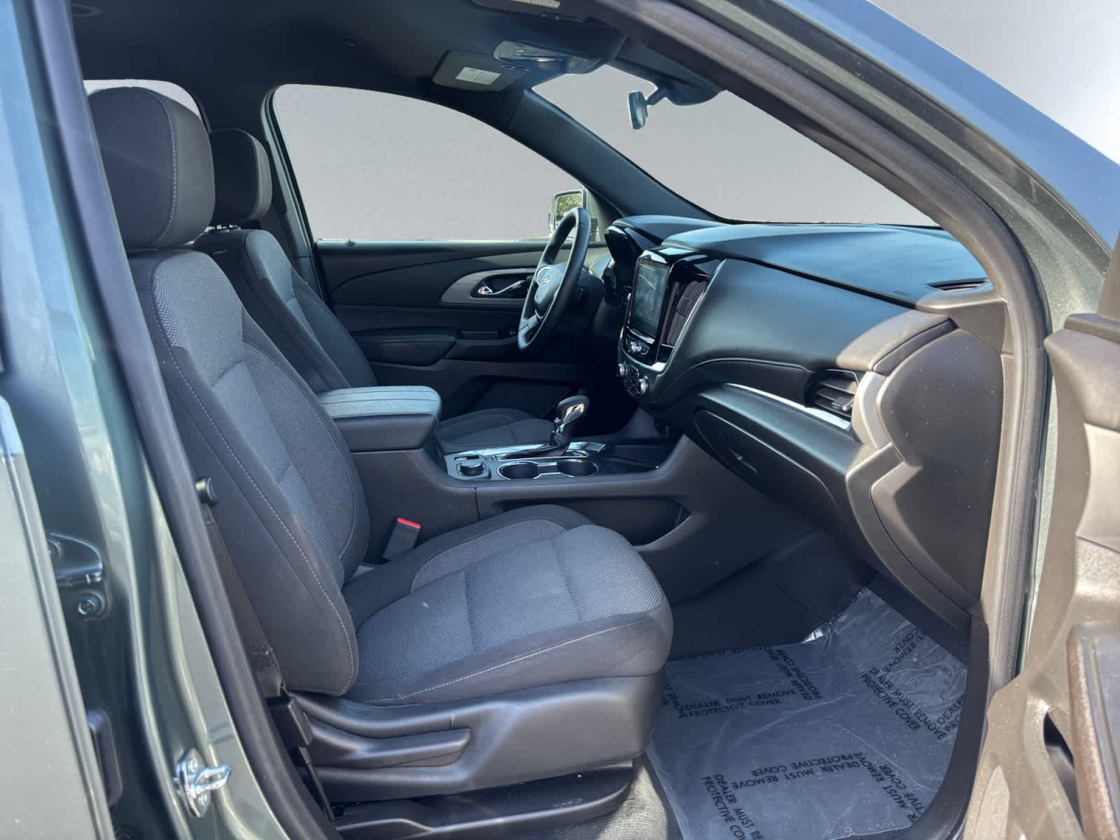 used 2023 Chevrolet Traverse car, priced at $23,999