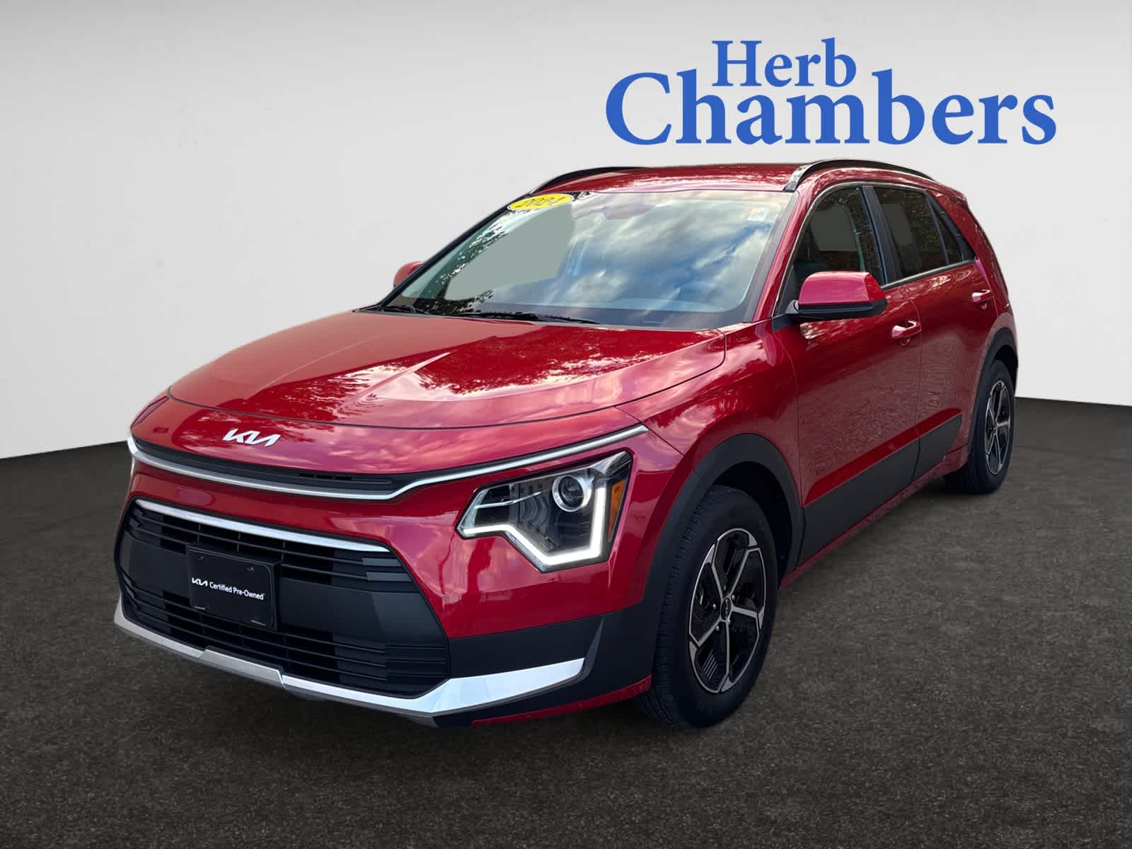 2024 Kia Niro LX photo 4