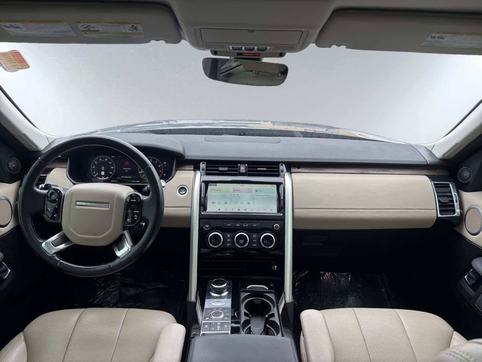 used 2019 Land Rover Discovery car, priced at $21,215