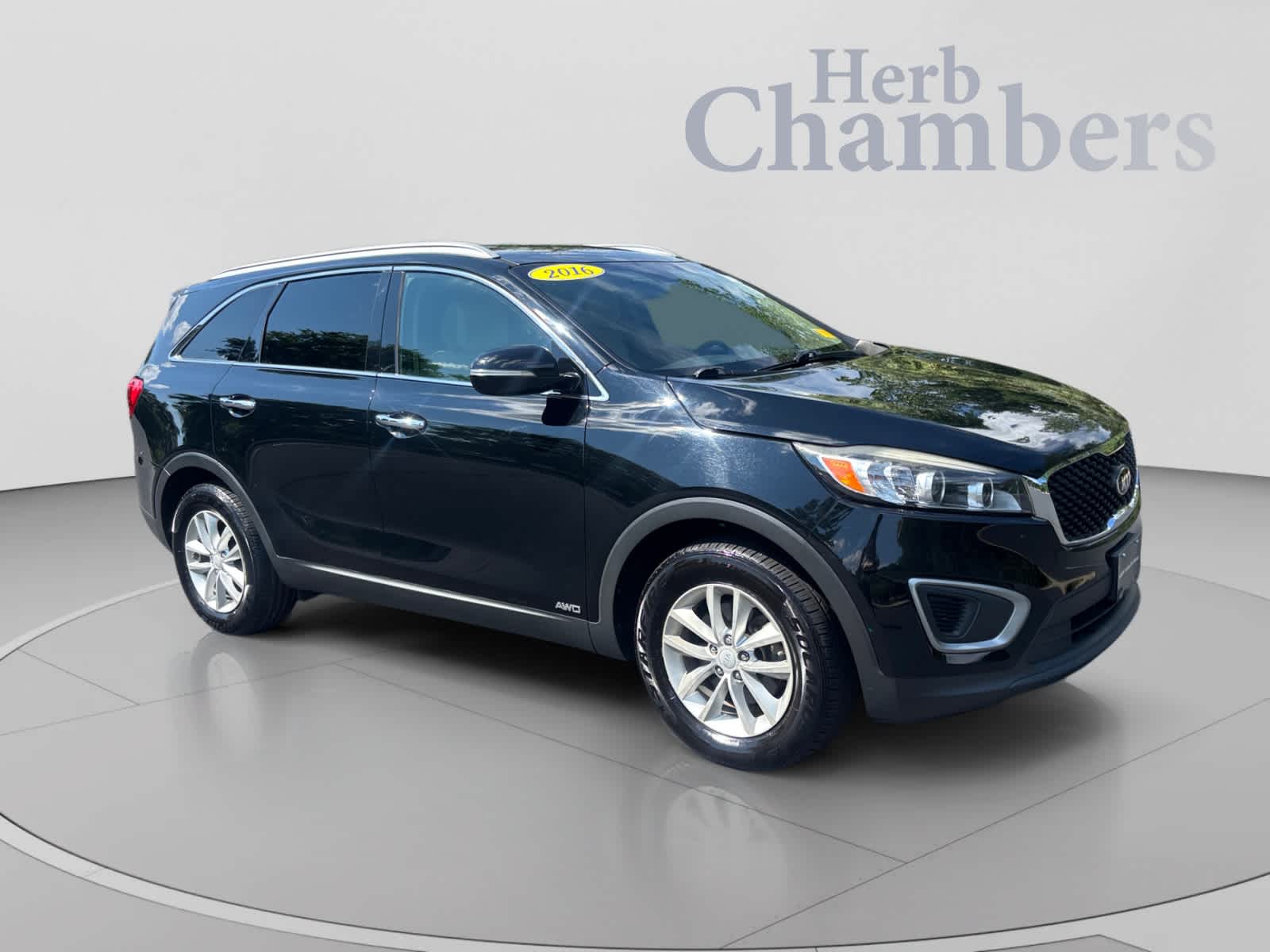 Used 2016 Kia Sorento LX with VIN 5XYPGDA30GG162158 for sale in Lynnfield, MA