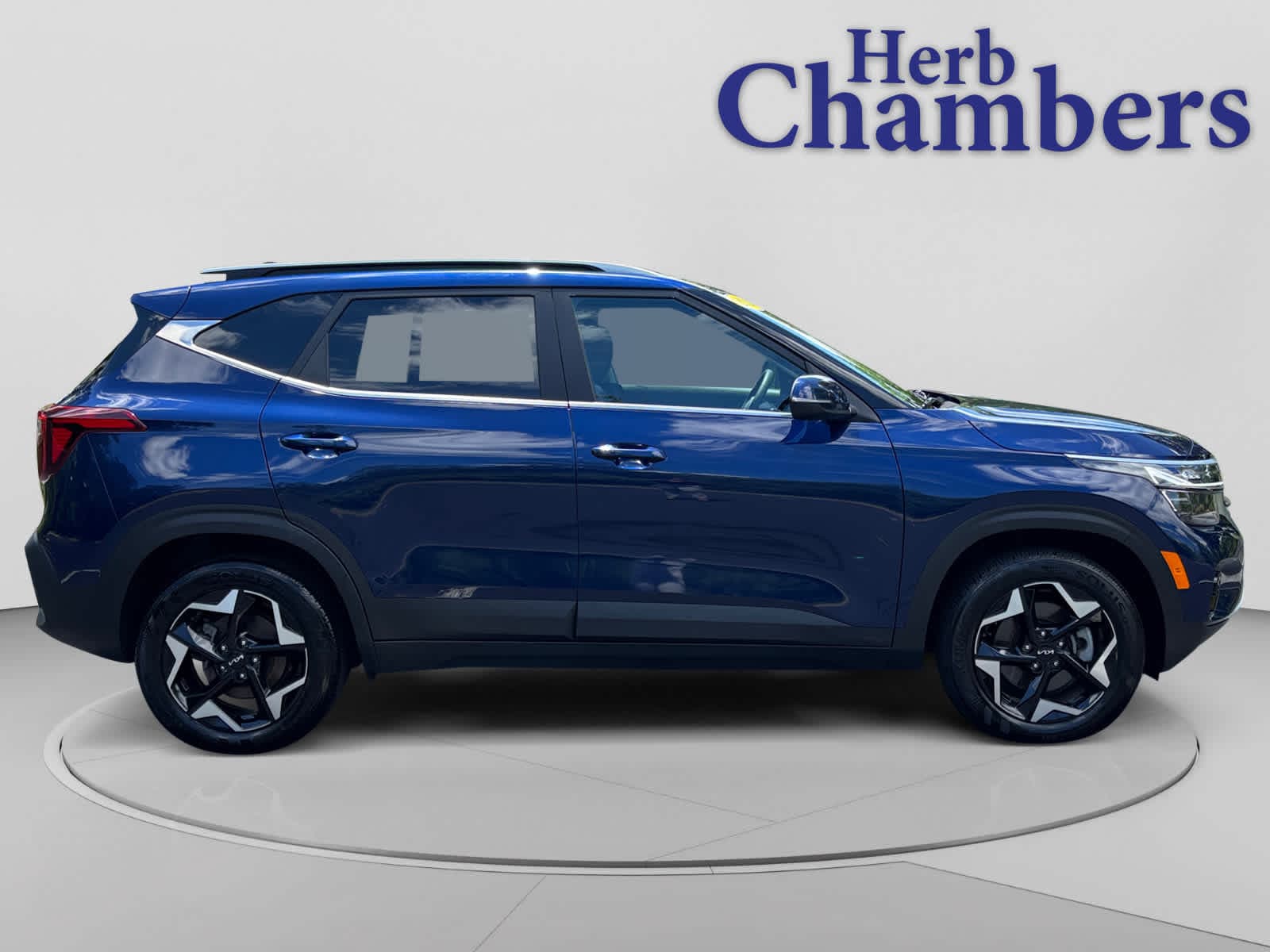 used 2024 Kia Seltos car, priced at $25,999