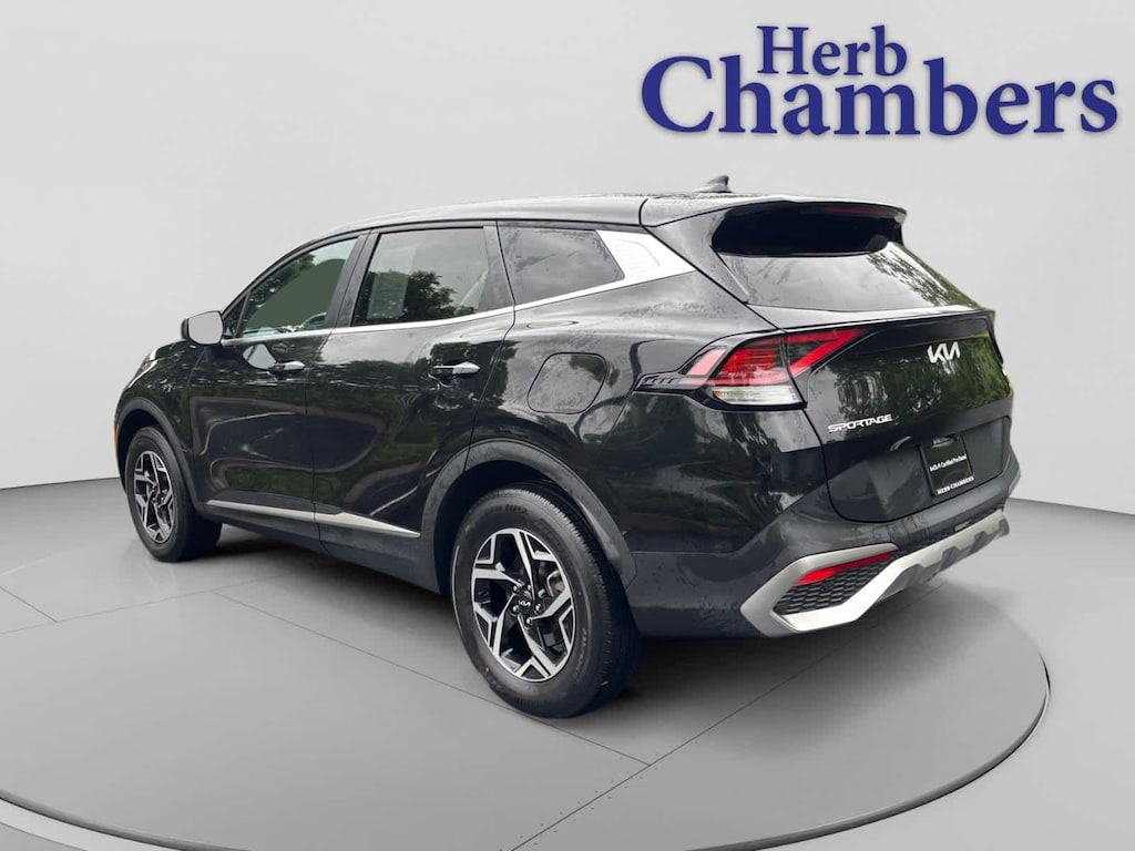 Used 2023 Kia Sportage LX SUV