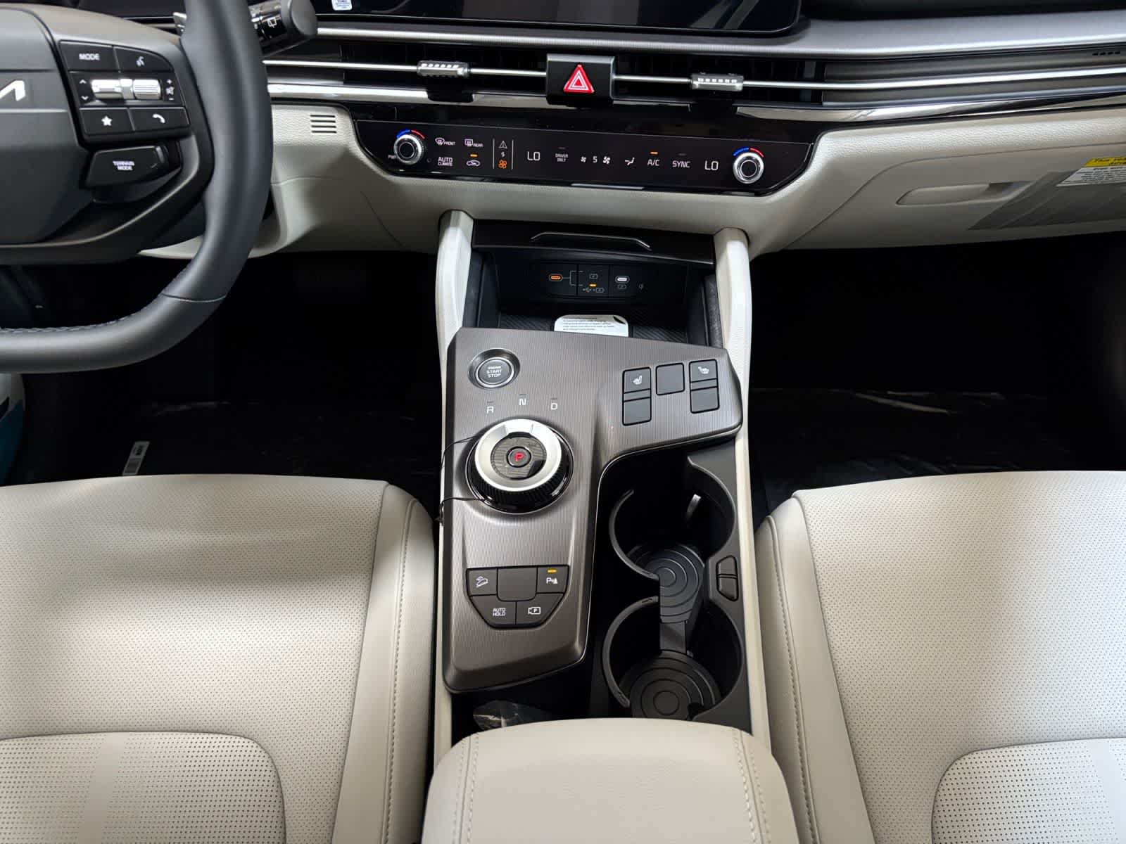 new 2026 Kia Sportage Hybrid car, priced at $36,660