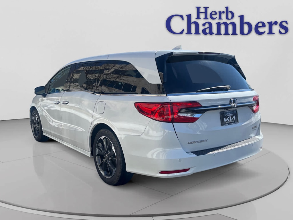 Used 2024 Honda Odyssey Elite Van