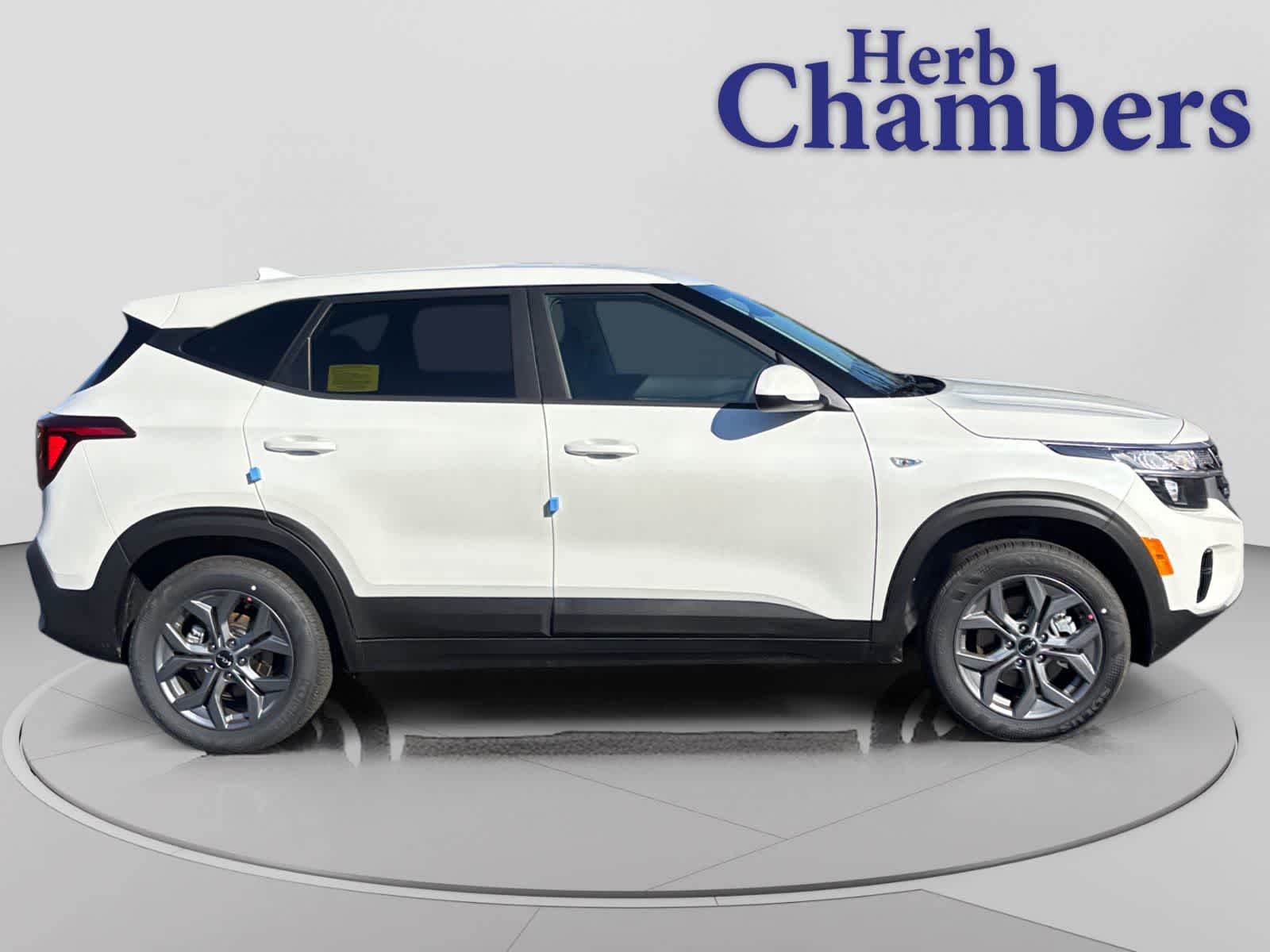 new 2026 Kia Seltos car, priced at $26,930