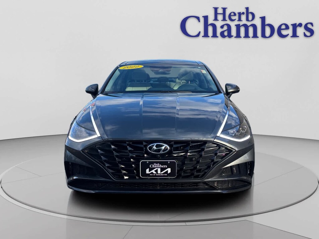 Used 2022 Hyundai Sonata Limited Sedan