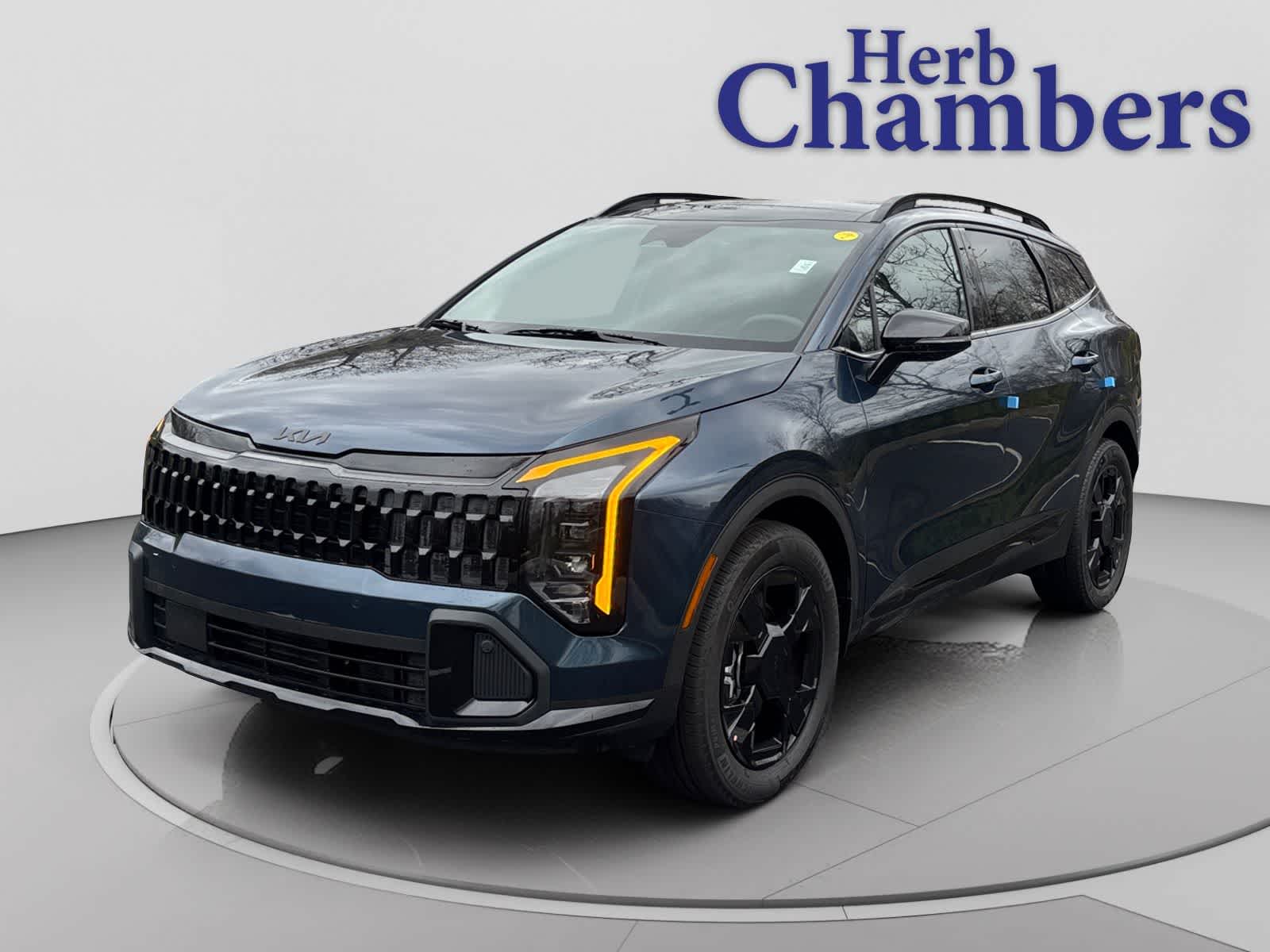 new 2026 Kia Sportage Plug-In Hybrid car, priced at $39,626