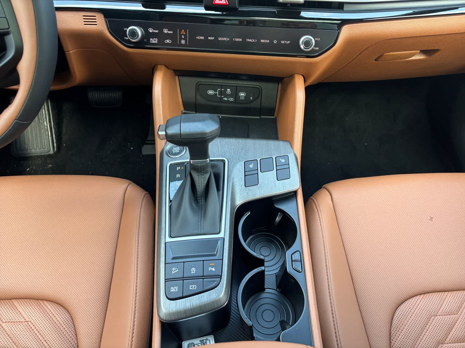 new 2026 Kia Sportage car, priced at $35,996