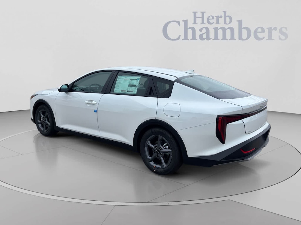 New 2026 Kia K4 LXS Sedan