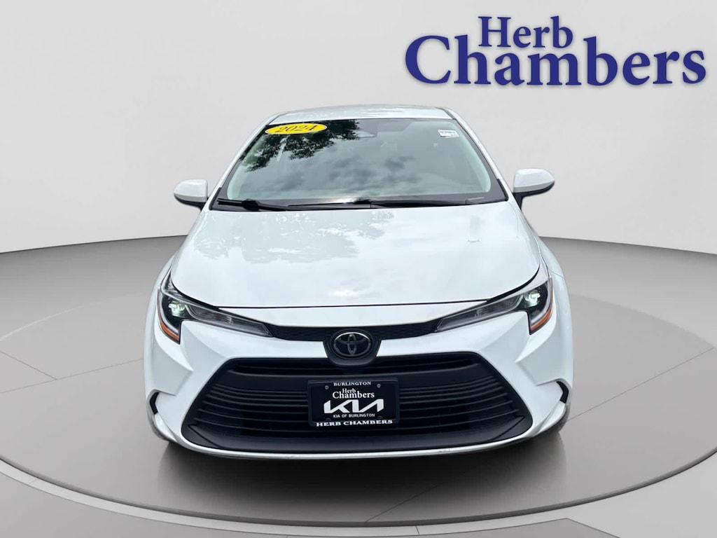 Used 2024 Toyota Corolla LE Sedan