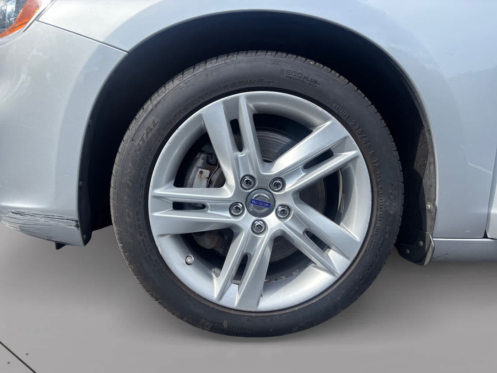 used 2015 Volvo S60 car, priced at $8,999
